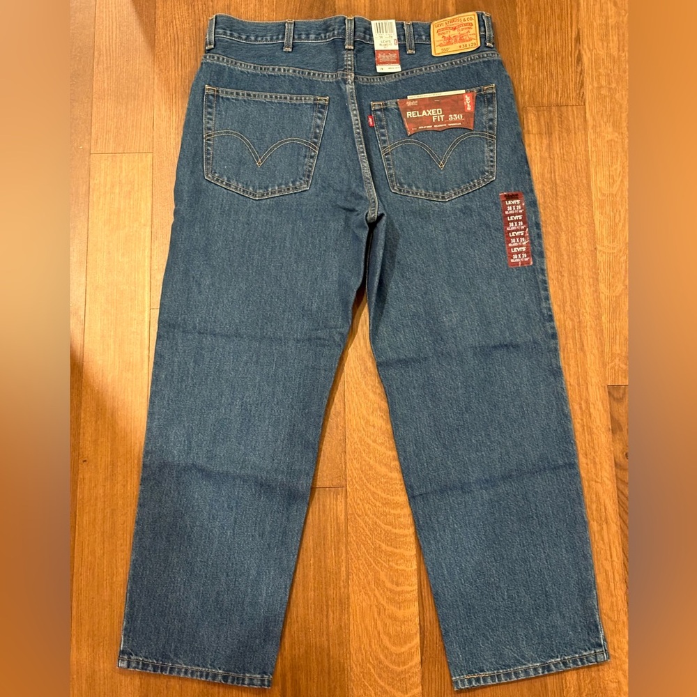 2005 NWT Levi’s Relaxed Fit 505 Jeans 38 x 29